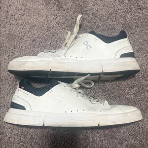 On Running The Roger Advantage Men's  Sneakers